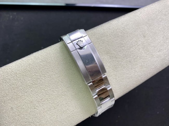 top-tierRolexDaytona black Taodi stainless steelreplica watch clasp picture