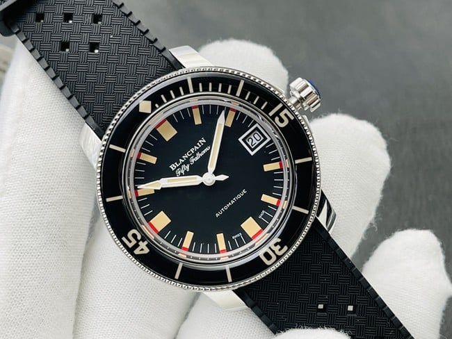 top-tier Blancpain Fifty Fathoms Series 5008 Breplica watch (also known as the most beautiful Blancpain - Barracuda) front view