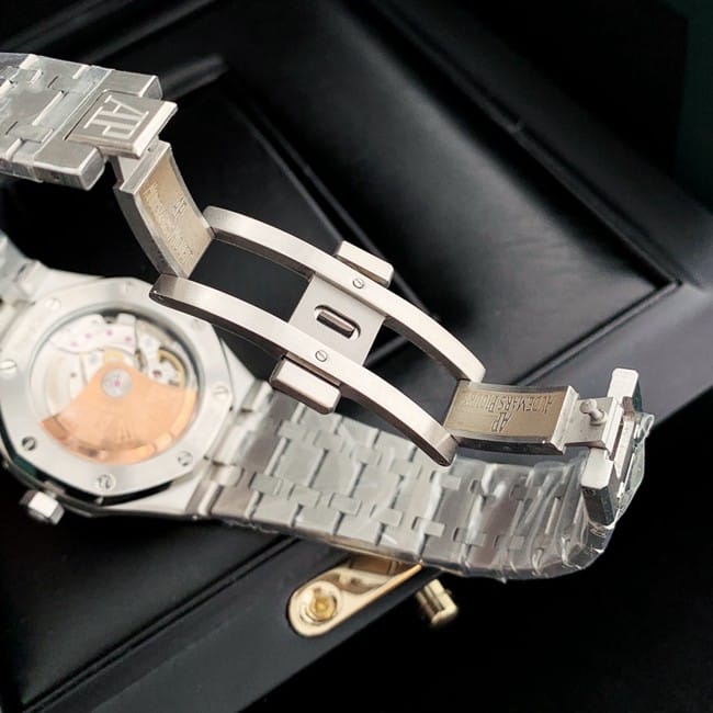 top-tier real diamond replicaAudemars PiguetRoyal Oak37MM gray plate women's watch clasp picture