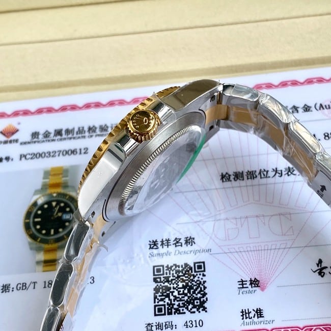 Top-tier real gold replicaRolexSubmariner series classic gold ghost 18Kyellow goldlume watch side view