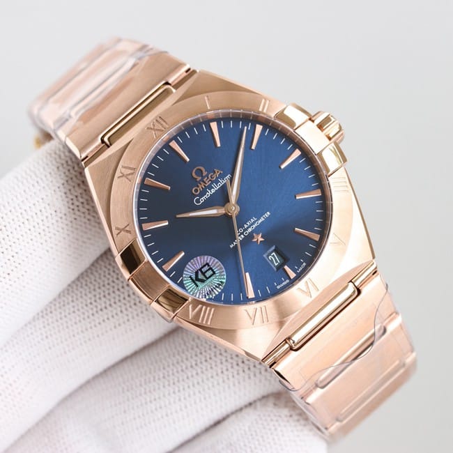 top-tier replicaOmega fifth generation Constellation series men's watch front view