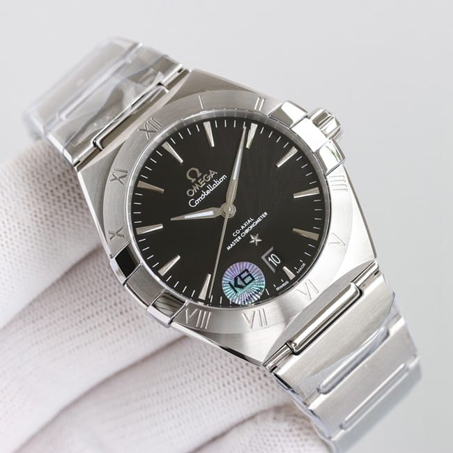 top-tier replicaOmega fifth generation Constellation series men's watch front view