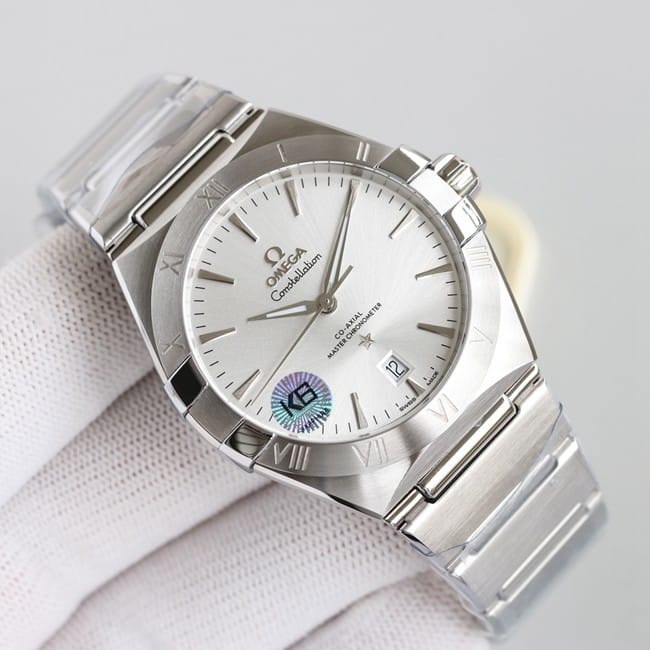 top-tier replicaOmega fifth generation Constellation series men's watch front view