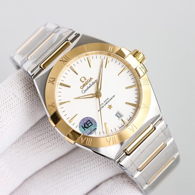 top-tier replicaOmega fifth generation constellation series white dial gold and silver steel bracelet men's watch front view