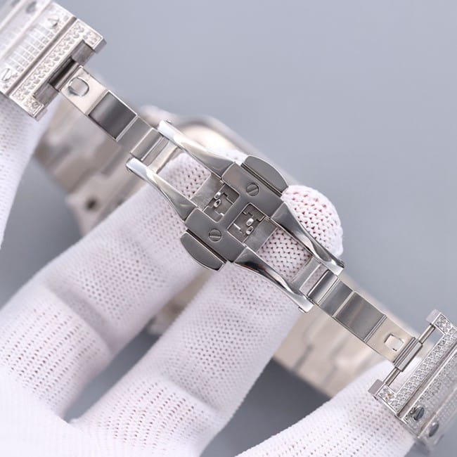 top-tier real diamond replicaCartier Santos baby's breath white dial watch clasp picture