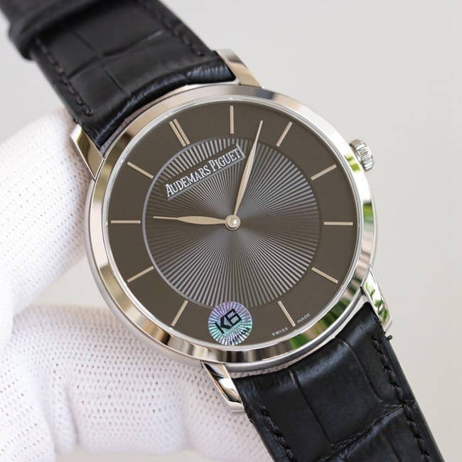 top-tier replicaAudemars PiguetJULES AUDEMARS series silver steel case front view