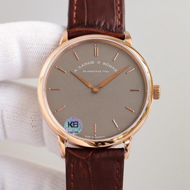 top-tier Lange SAXONIA series two-hand rose gold steel case front view