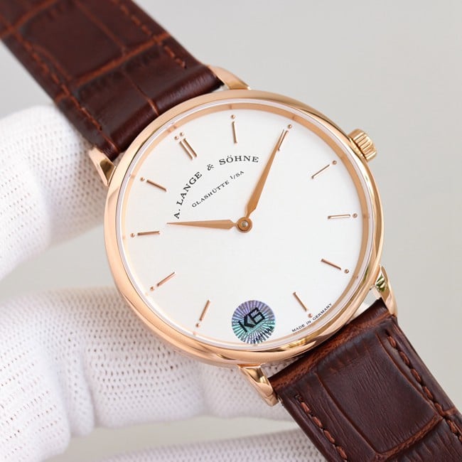 top-tier Lange SAXONIA series two-hand rose gold steel case front view