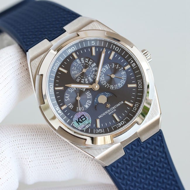 top-tier replicaVacheron Constantin series silver steel case perpetual calendar multi-function watch front view