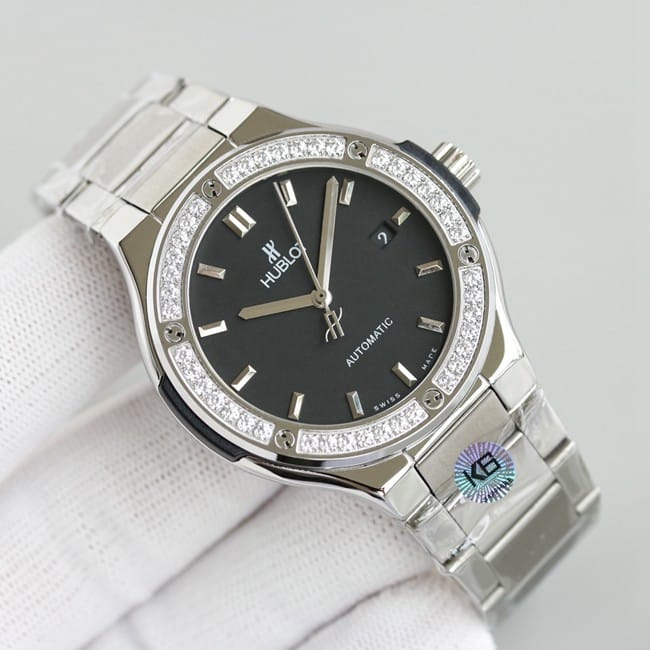 top-tier replicaHublotBig Bang Sang Bleu series V3 upgraded version steel bracelet tattoo watch front view