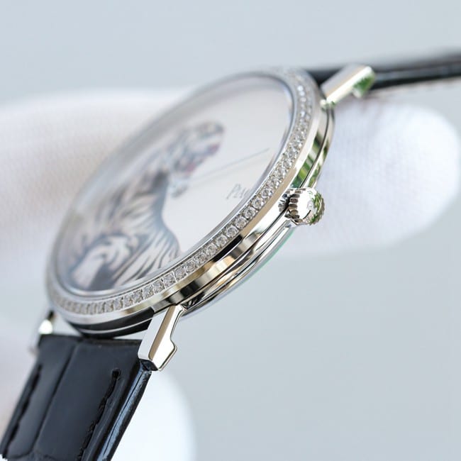 TW factory top-tier Piaget 2022 Year of the Tiger special edition silver steel case watch side view