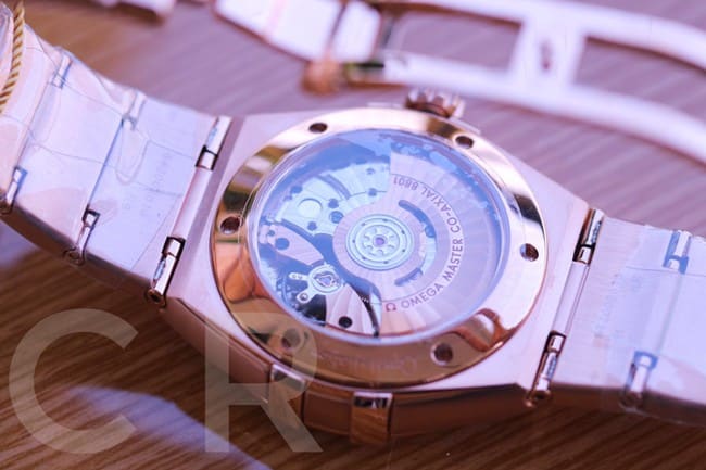 top-tier watch Omega fifth generation constellation series black dial gold steel bracelet men's watch movement picture