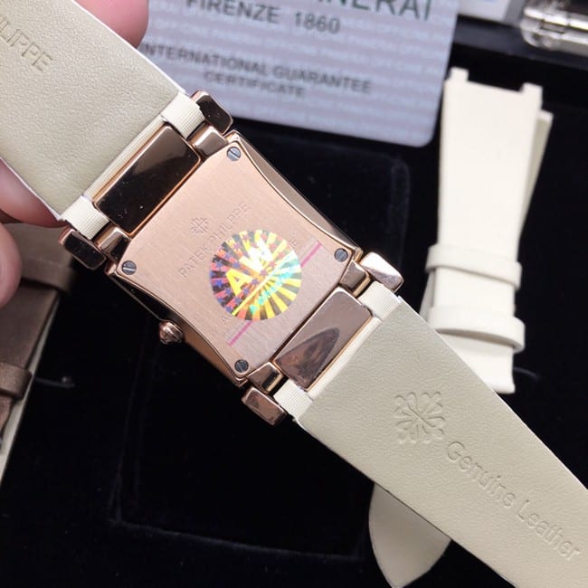 AW factory real diamond replicaPatek Philippewhite dial leucorrhea ladies' watchmovement picture