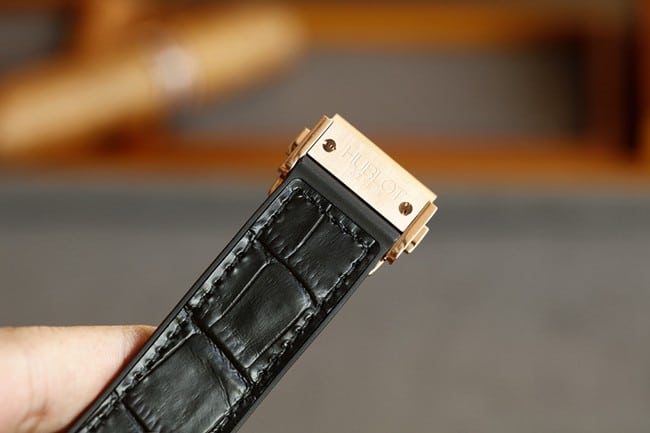 top-tier watch Hublot BIG BANG series Hublot boutique full diamond rose gold color shell black belt watch clasp picture