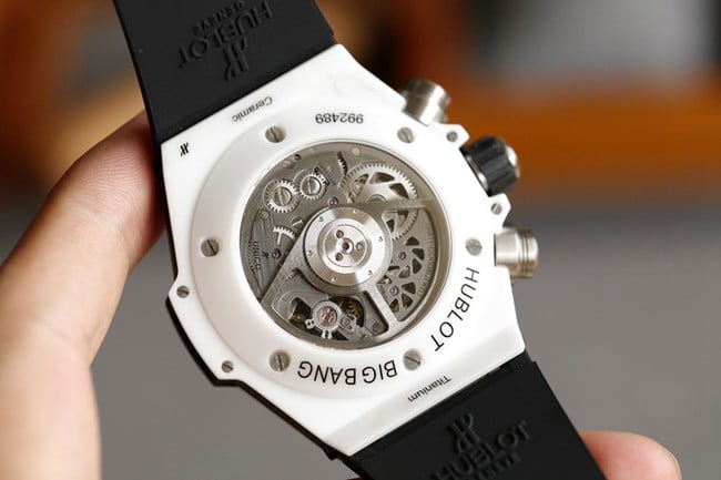 top-tier watch HublotBIG BANG series 411.NM.1170.RX white shell black dial jewelry watch movement picture