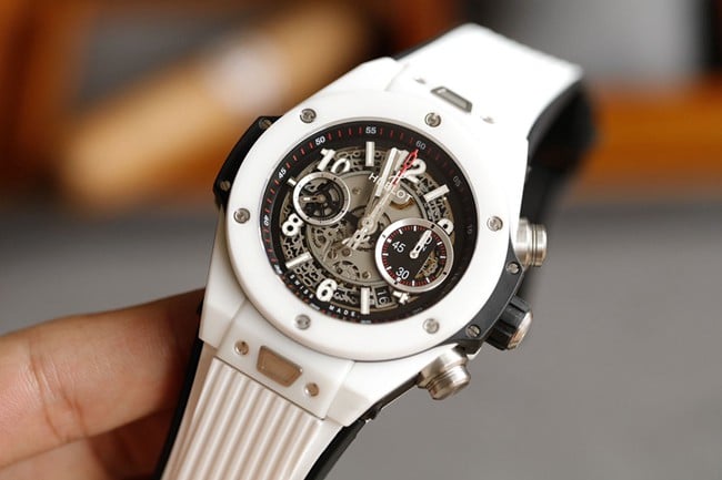 top-tier watch HublotBIG BANG series 411.NM.1170.RX white shell black dial jewelry watch front view