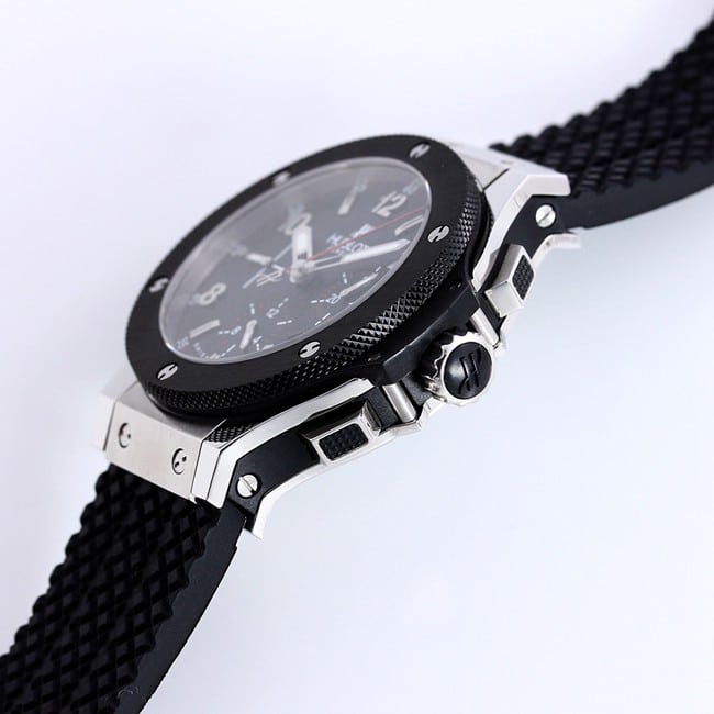 top-tier watch Hublot BIG BANG black ring silver case watch side view