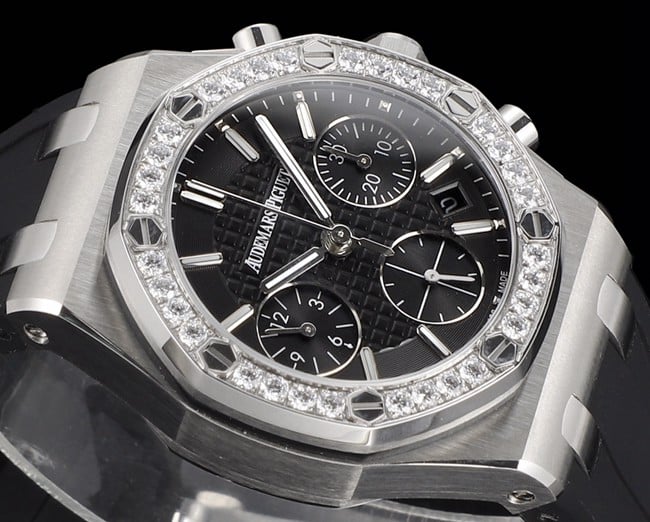 top-tier watch Audemars PiguetAudemars Piguet Royal Oak women's multifunctional chronograph black dial mechanical watch front view