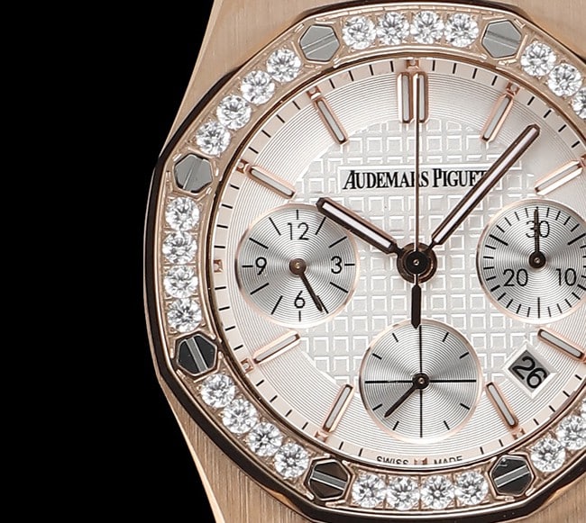 top-tier watch Audemars PiguetAudemars Piguet Royal Oak women's multifunctional chronograph white dial mechanical watch detail shots