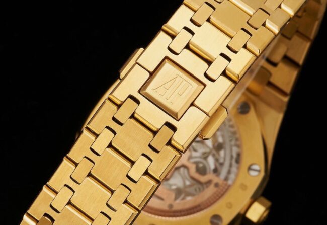 top-tier watch Audemars PiguetRoyal Oak15202 two-hand mechanical movement gold plate blue bottom men's watch clasp picture