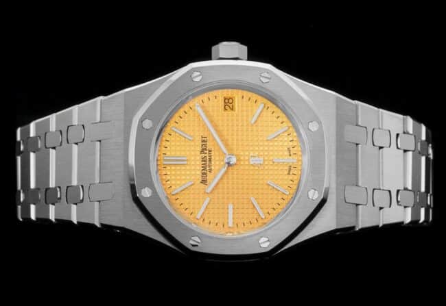 top-tier watch Audemars PiguetRoyal Oak15202 two-hand mechanical movement white steel yellow bottom men's watch front view