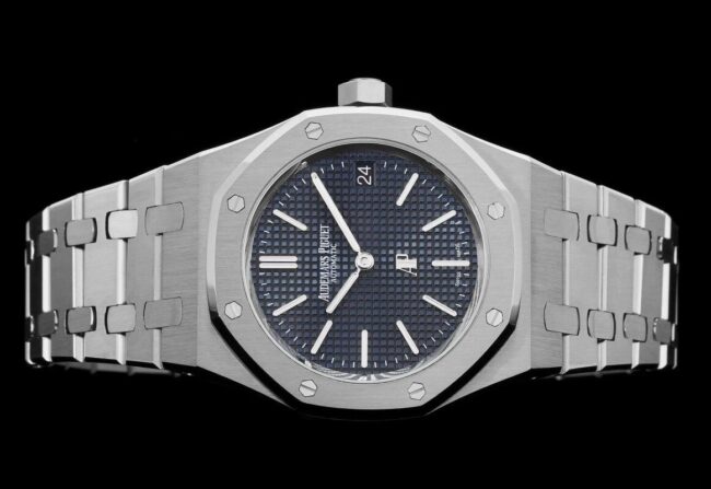 top-tier watch Audemars PiguetRoyal Oak two-hand mechanical movement15202 white steel blue bottom men's watch front view