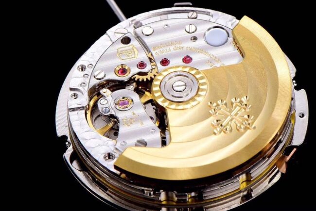 GR factory top-tier watch Patek Philippe top-tier version 5205G-013 complex function series white steel white bottom men's watch movement picture