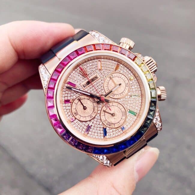 top-tier watch Rolex new Daytona rainbow di rubber full diamond 18K gold mechanical men's watch front view