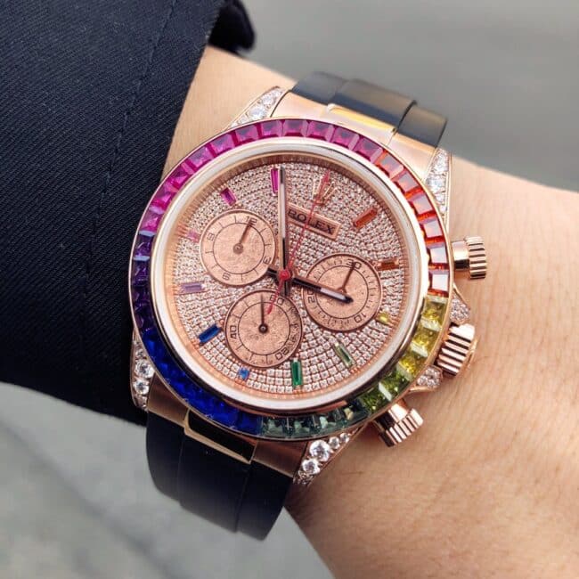 top-tier watch Rolex new Daytona rainbow di rubber full diamond 18K gold mechanical men's watch front view