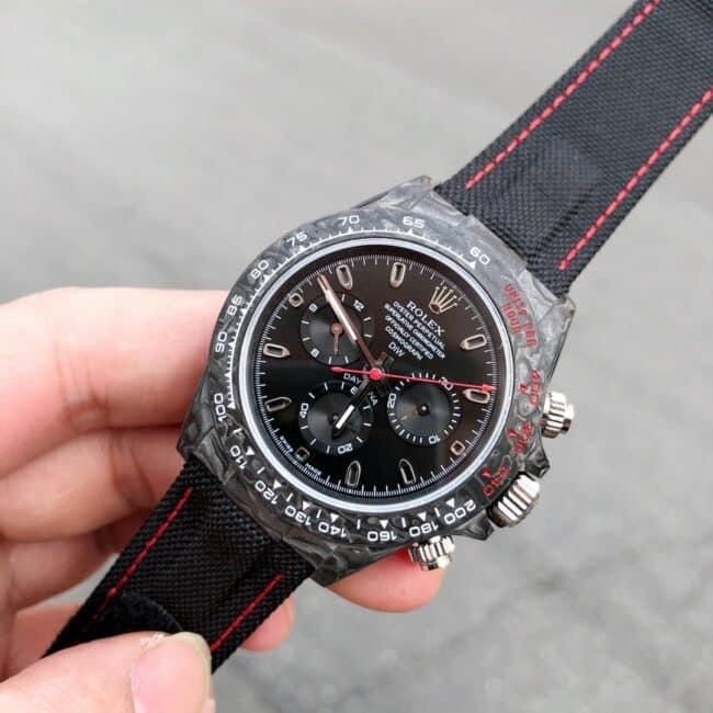TW Factory Top collectible watches Rolex Cosmo Chronograph Daytona Black Plate Black Bottom Mechanical Men's Watch Front View