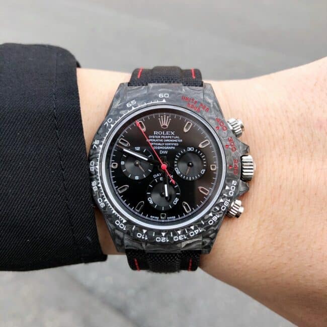 TW Factory Top collectible watches Rolex Cosmo Chronograph Daytona Black Plate Black Bottom Mechanical Men's Watch Front View
