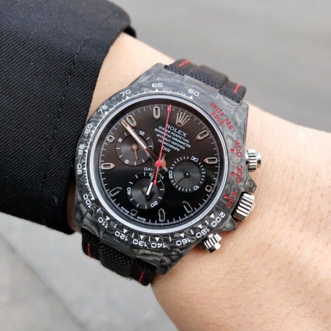 TW Factory Top collectible watches Rolex Cosmo Chronograph Daytona Black Plate Black Bottom Mechanical Men's Watch Front View
