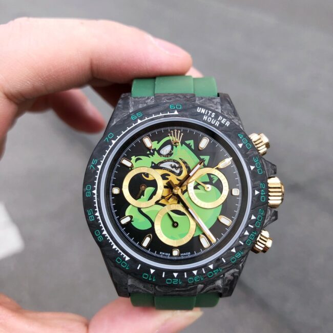 TW factory top-tier watch RolexROLEX universe chronographDaytona series carbon fiber black dial green bottom men's mechanical watch front view