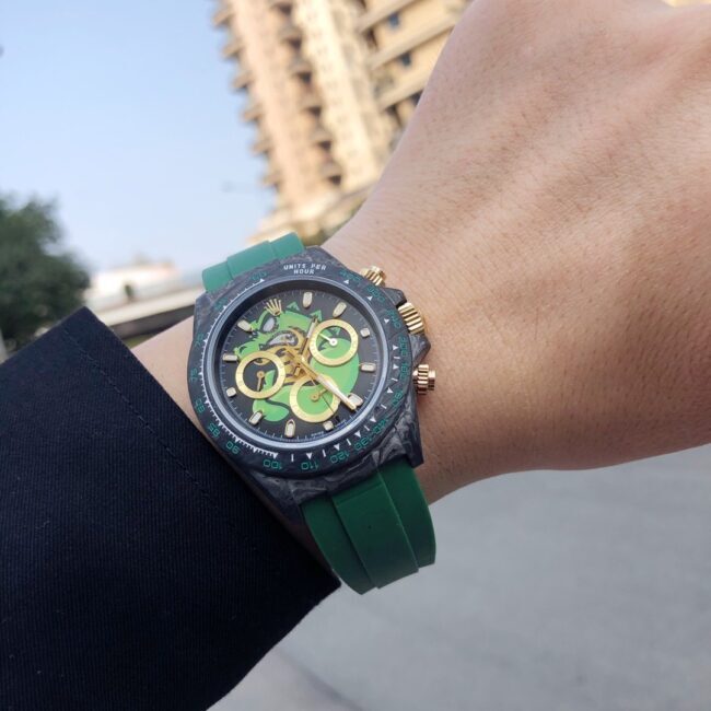 TW factory top-tier watch RolexROLEX universe chronographDaytona series carbon fiber black dial green bottom men's mechanical watch front view