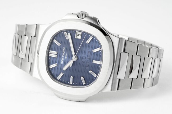 top-tier watch Patek Philippe Nautilus 40th anniversary white steel blue bottom men's mechanical watch front view