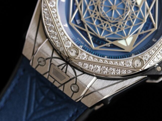 WWF factory top-tier watch Aerospace BigBang series K gold blue bottom ring diamond men's tattoo watch detail shots