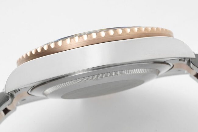 GS factory top-tier watch RolexGMT-Master Sarsaparilla ring the most beautiful rose gold black bottom men's mechanical watch side view