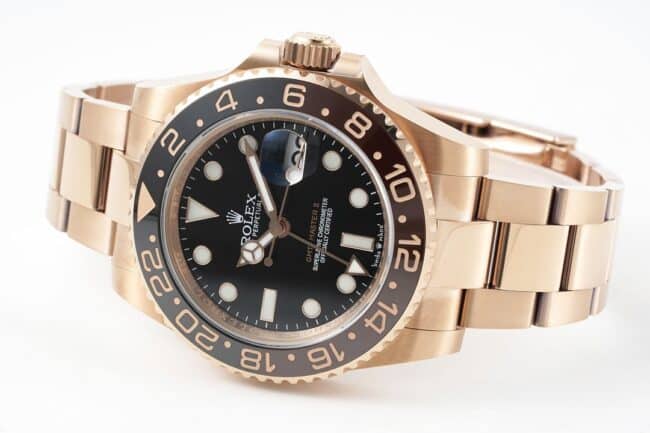 GS factory top-tier watch Rolexrose gold black bottom men's mechanical watch GMT-Master Sarsaparilla ring front view