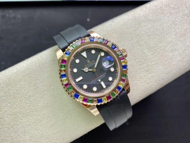 top-tier watch Rolex European customized version of jelly bean circle yacht five-color diamond diving men's watch front view