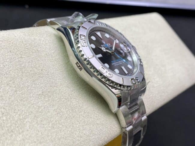 Top-tier watch Rolex Yacht-Master creates glory again God-class Yacht-Master men's mechanical watch side view