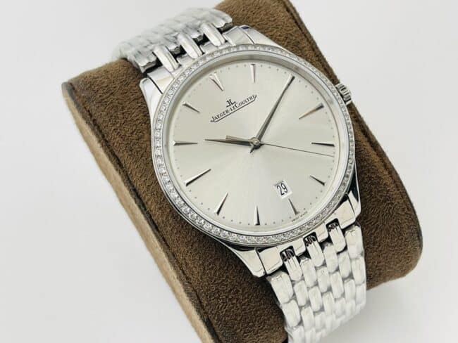 top-tier watch Jaeger-LeCoultre ultra-thin master series white steel white bottom men's watch front view