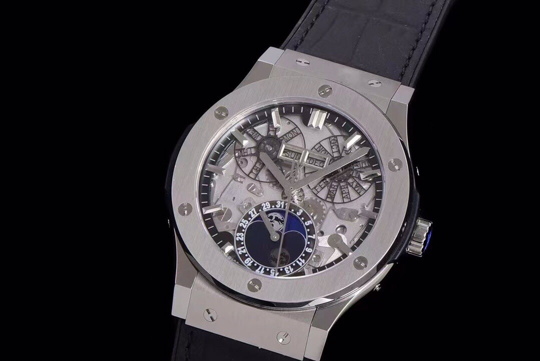 Hublot watch men's classic fusion watch hollow disc leather strap model 547.NX.0170.LRfront live photo