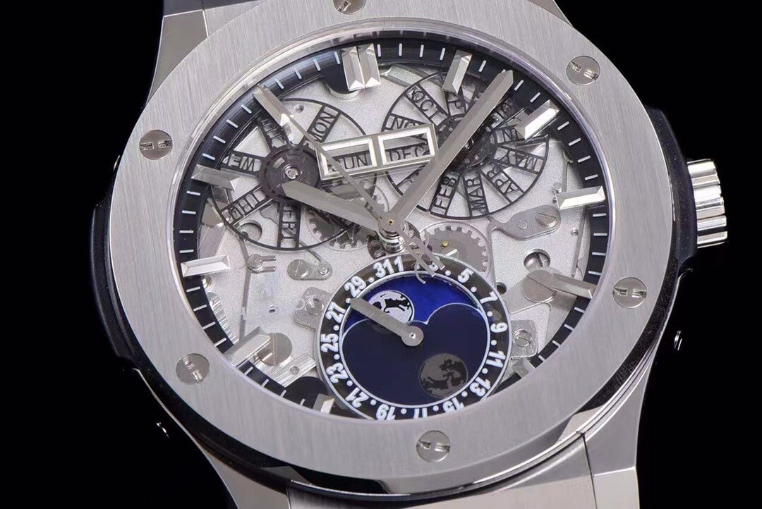Hublot watch men's classic fusion watch hollow disc leather strap model 547.NX.0170.LRfront live photo