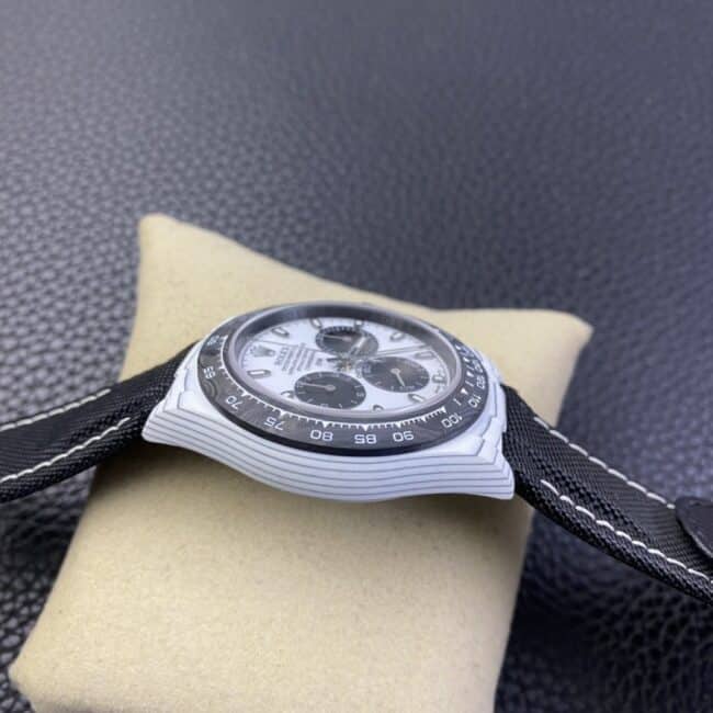 top-tier watch Rolex Daytona carbon fiber white Carbon Di customized black dial white bottom men's watch side view