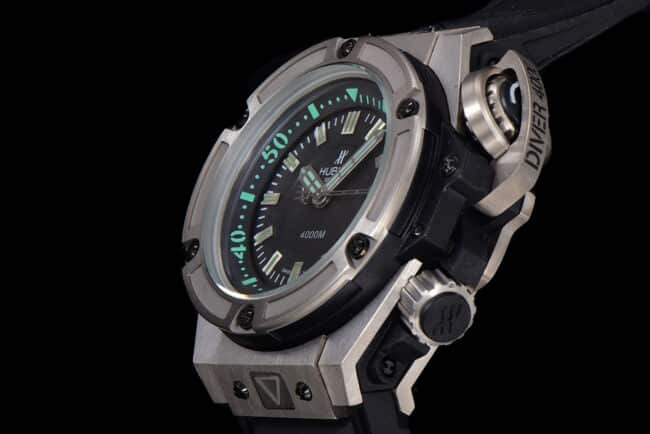 top-tier watch Hublot King Supreme [titaniumcase] black dial1400 fully automatic movementmovement men's watch side view