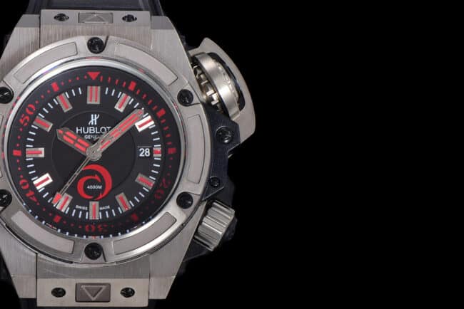 collectible watch, Hublot King Power titanium with luminous dial, 1400 automatic mechanical movement, men's watch, detailed pictures