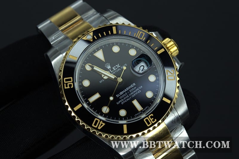 VS FactoryRolex intergold Black Submariner 40 diameter 3135 movementtop-tier watch front view