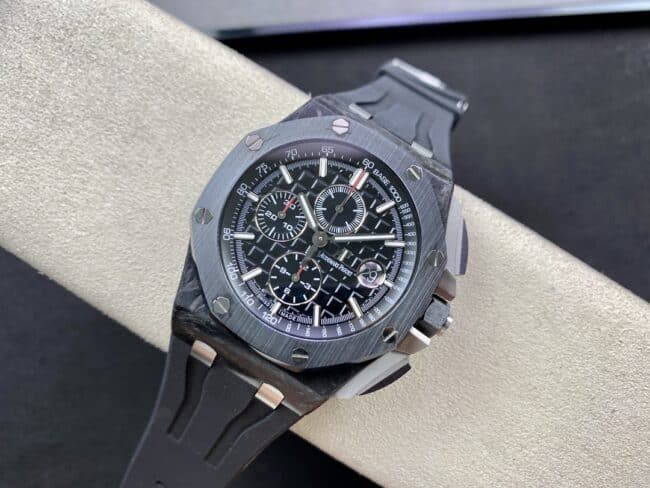 top-tier replicaAudemars PiguetRoyal Oak offshore 26400black dial men's mechanical watch front view