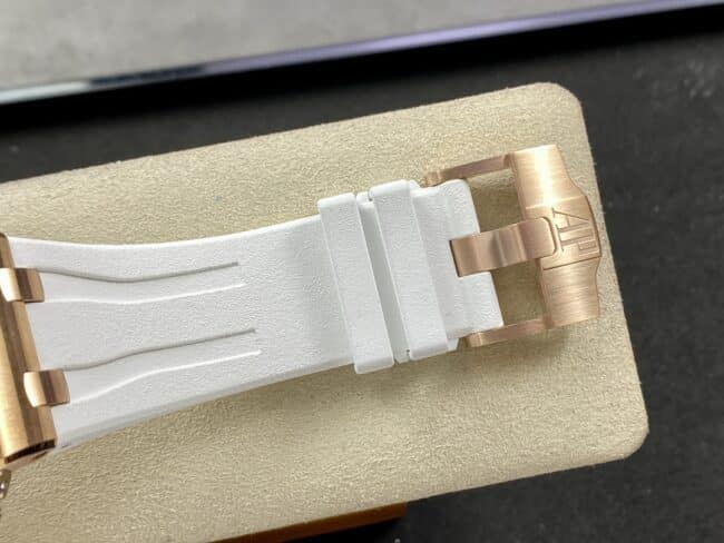 top-tier replicaAudemars PiguetRoyal Oak offshore 26400 watch 18K rose gold white dial men's mechanical watch clasp picture