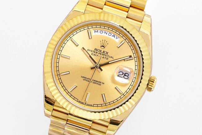 top-tier replicaRolexday displayDatejust 18K gold plate men's mechanical watch front view